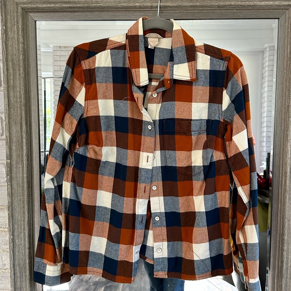 Duluth trading flannel shirt